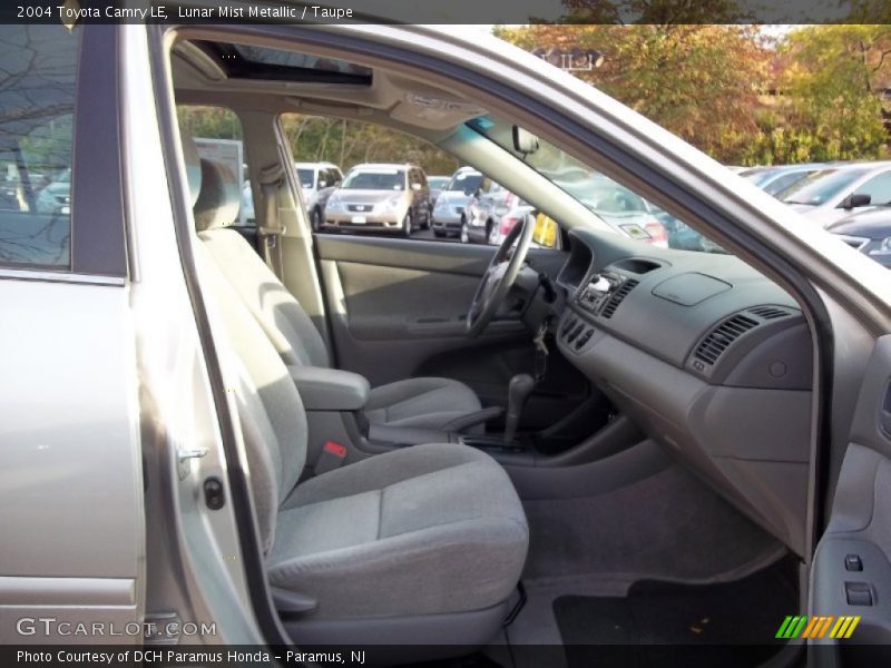 Lunar Mist Metallic / Taupe 2004 Toyota Camry LE
