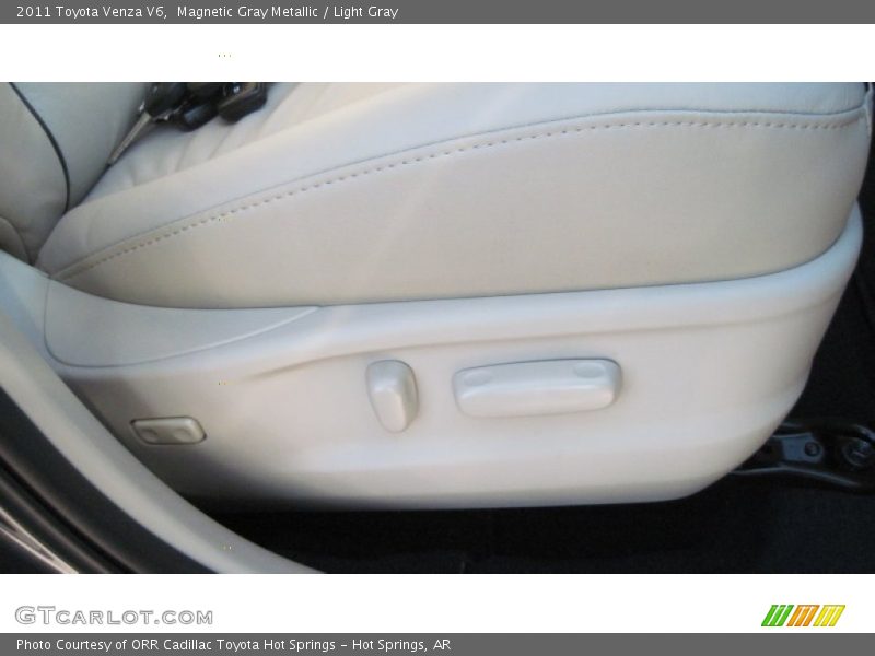 Magnetic Gray Metallic / Light Gray 2011 Toyota Venza V6