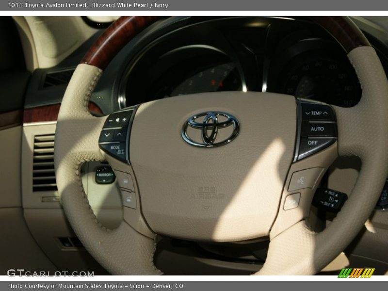 Blizzard White Pearl / Ivory 2011 Toyota Avalon Limited