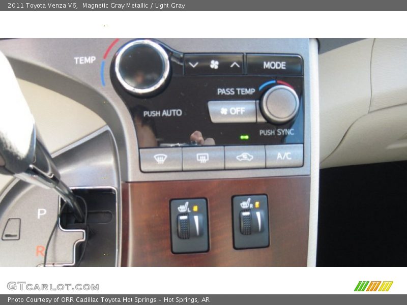 Magnetic Gray Metallic / Light Gray 2011 Toyota Venza V6