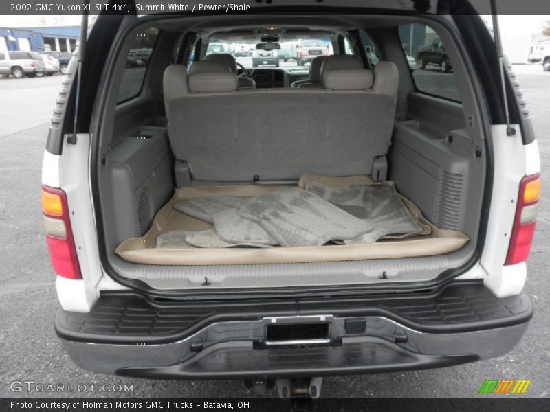  2002 Yukon XL SLT 4x4 Trunk