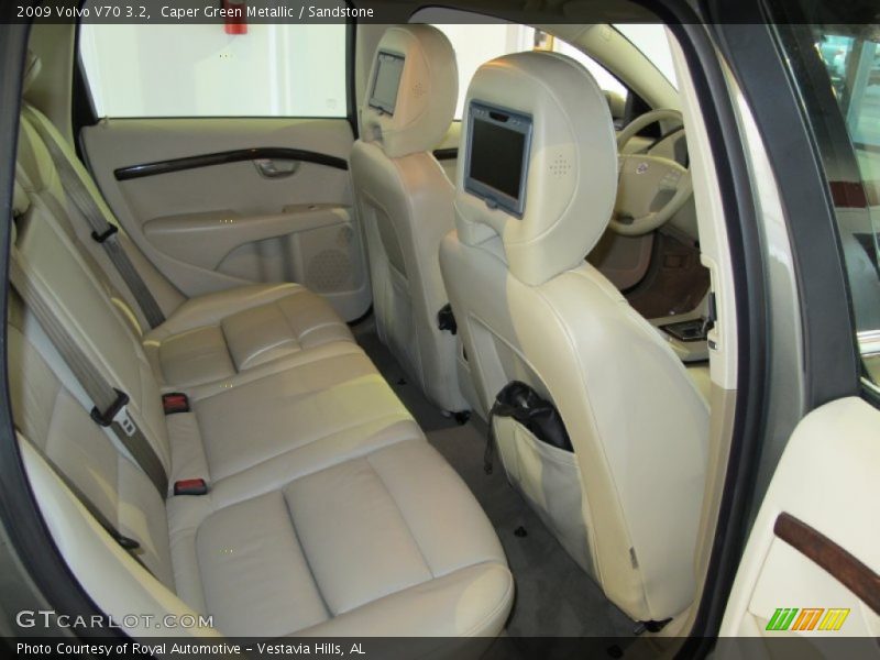 Caper Green Metallic / Sandstone 2009 Volvo V70 3.2