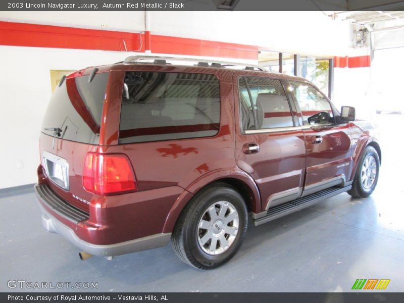 Autumn Red Metallic / Black 2003 Lincoln Navigator Luxury