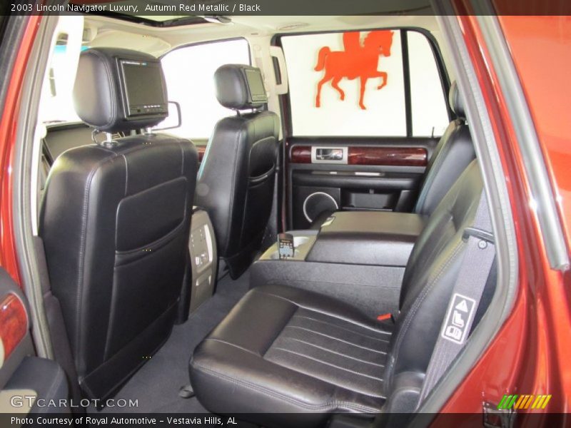 Autumn Red Metallic / Black 2003 Lincoln Navigator Luxury