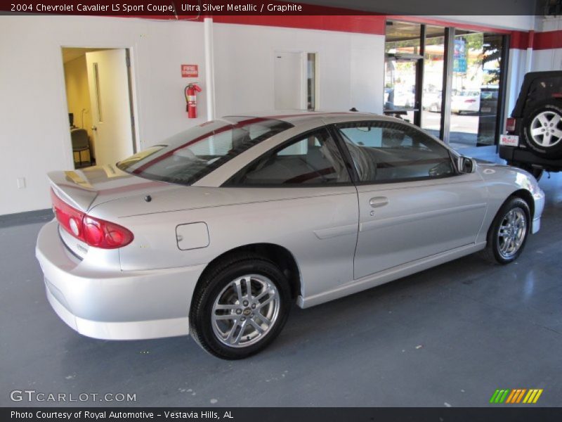 Ultra Silver Metallic / Graphite 2004 Chevrolet Cavalier LS Sport Coupe