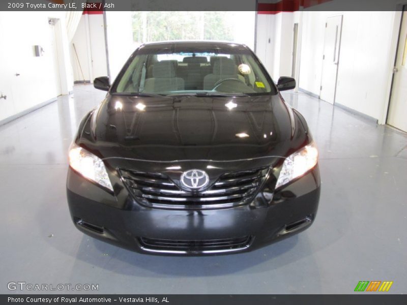 Black / Ash 2009 Toyota Camry LE