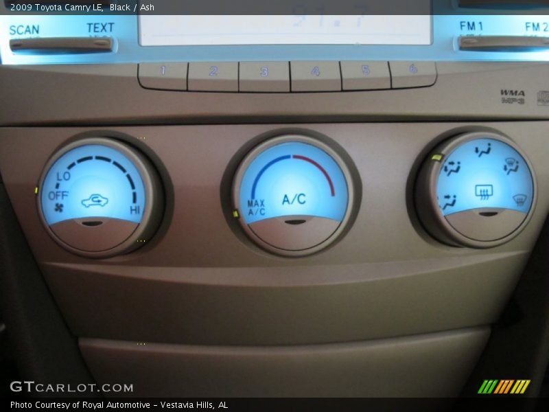Black / Ash 2009 Toyota Camry LE