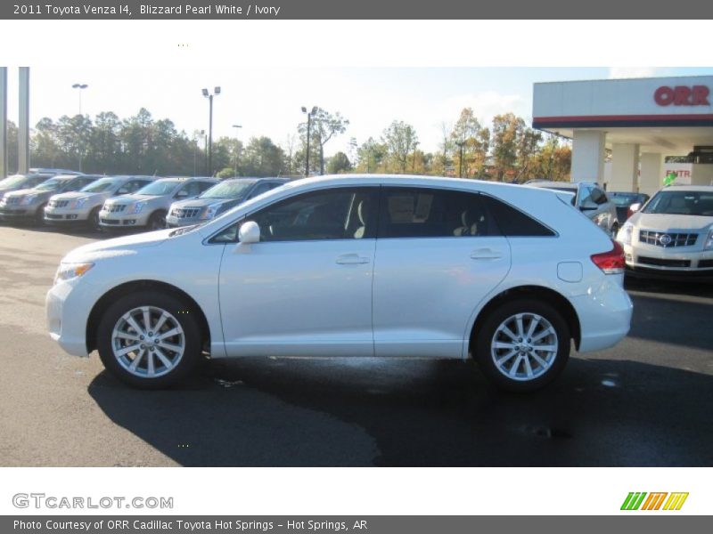 Blizzard Pearl White / Ivory 2011 Toyota Venza I4