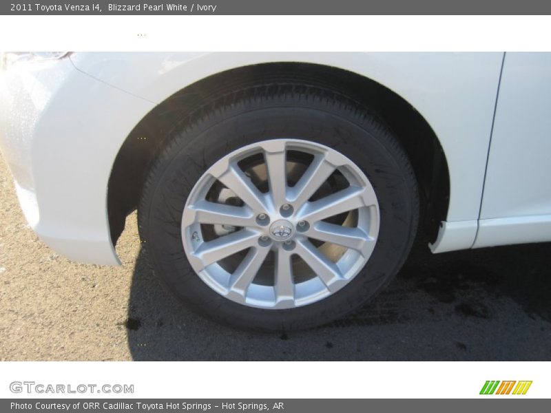 Blizzard Pearl White / Ivory 2011 Toyota Venza I4