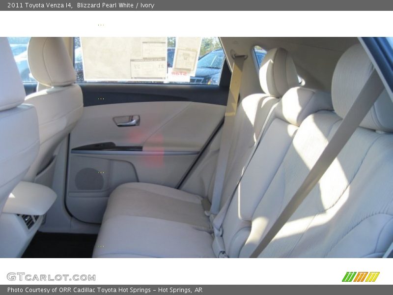 Blizzard Pearl White / Ivory 2011 Toyota Venza I4