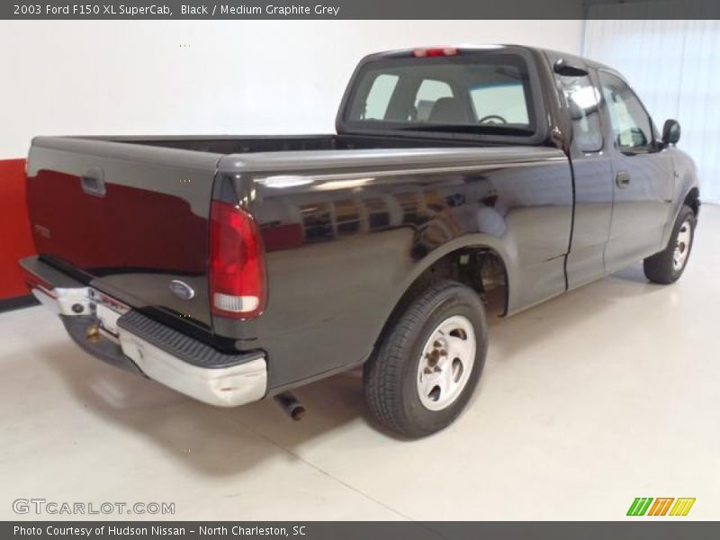 Black / Medium Graphite Grey 2003 Ford F150 XL SuperCab
