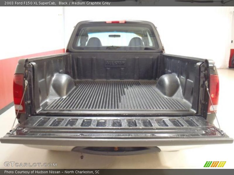 Black / Medium Graphite Grey 2003 Ford F150 XL SuperCab