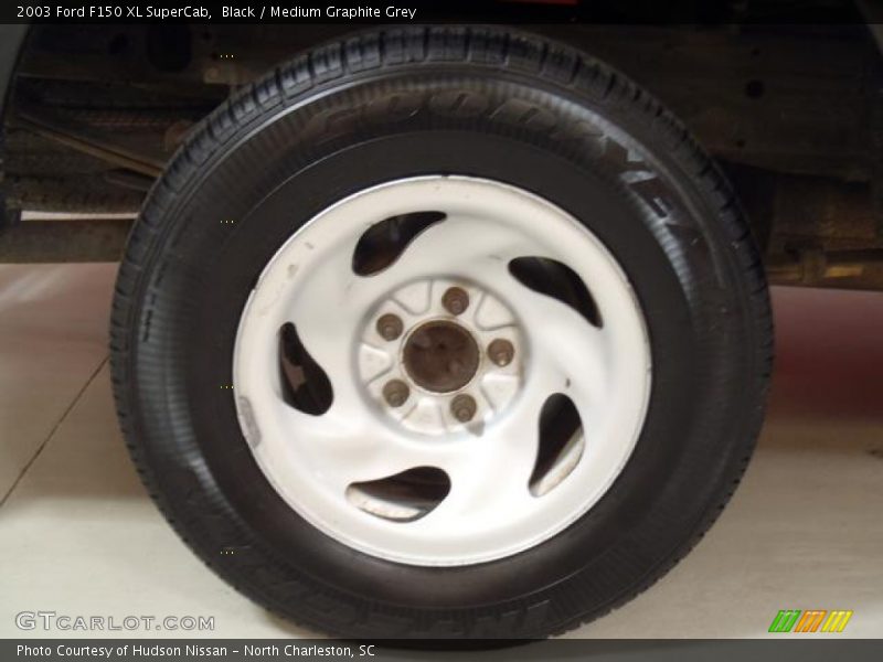 Black / Medium Graphite Grey 2003 Ford F150 XL SuperCab