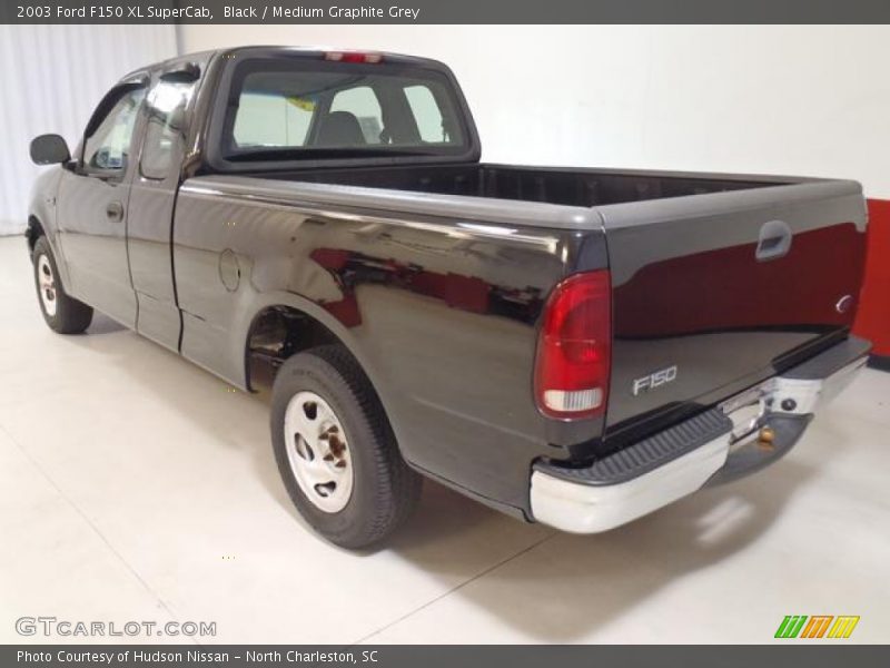 Black / Medium Graphite Grey 2003 Ford F150 XL SuperCab