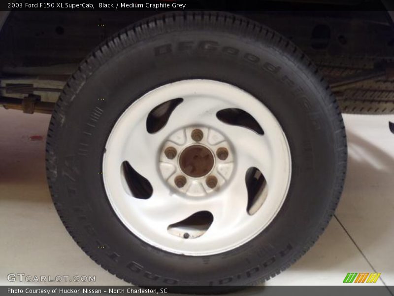 Black / Medium Graphite Grey 2003 Ford F150 XL SuperCab