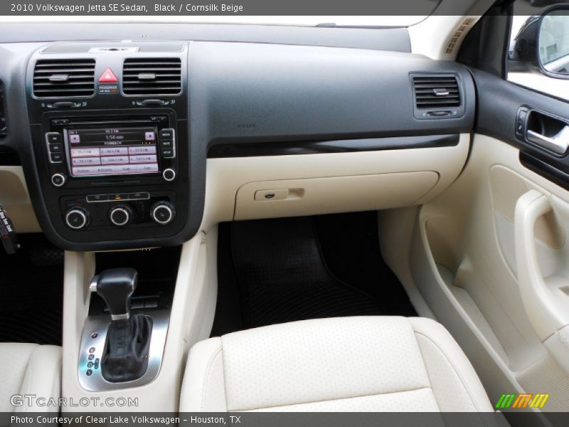 Black / Cornsilk Beige 2010 Volkswagen Jetta SE Sedan