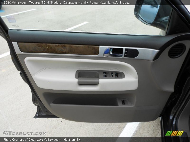 Door Panel of 2010 Touareg TDI 4XMotion