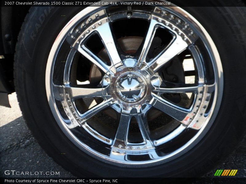 Custom Wheels of 2007 Silverado 1500 Classic Z71 Extended Cab 4x4