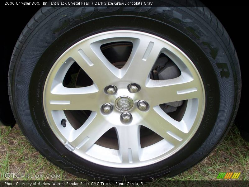 Brilliant Black Crystal Pearl / Dark Slate Gray/Light Slate Gray 2006 Chrysler 300