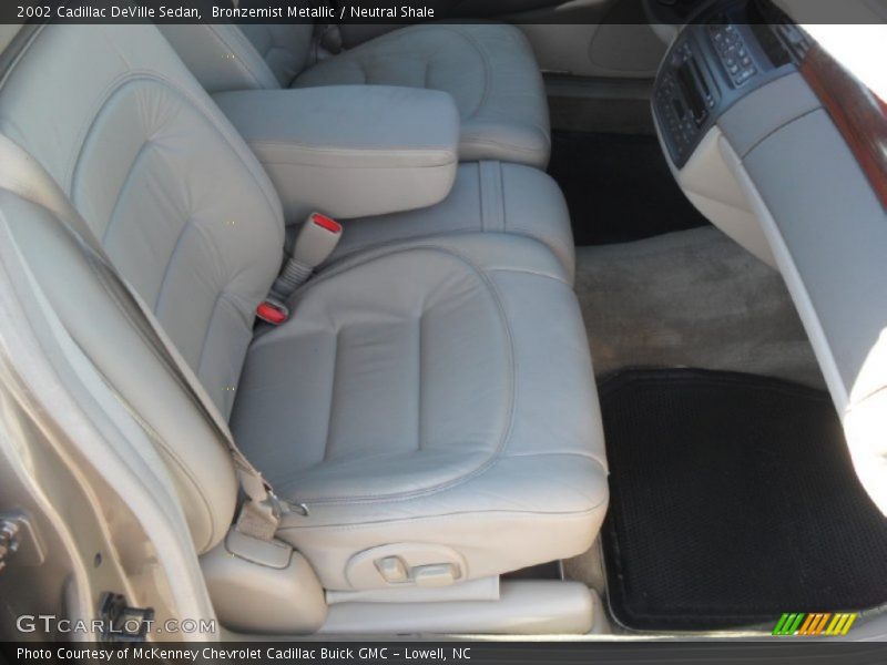 Bronzemist Metallic / Neutral Shale 2002 Cadillac DeVille Sedan