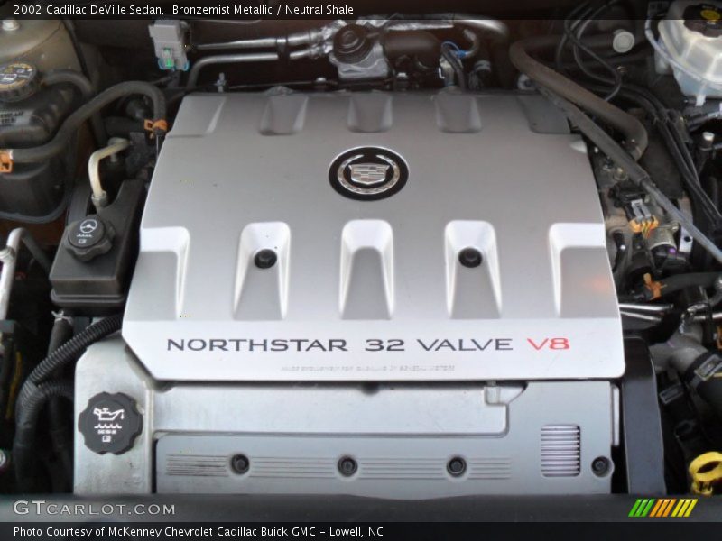 Bronzemist Metallic / Neutral Shale 2002 Cadillac DeVille Sedan