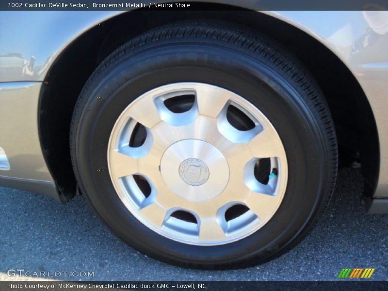 Bronzemist Metallic / Neutral Shale 2002 Cadillac DeVille Sedan