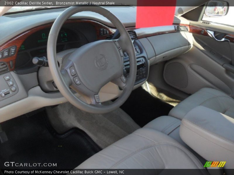 Bronzemist Metallic / Neutral Shale 2002 Cadillac DeVille Sedan