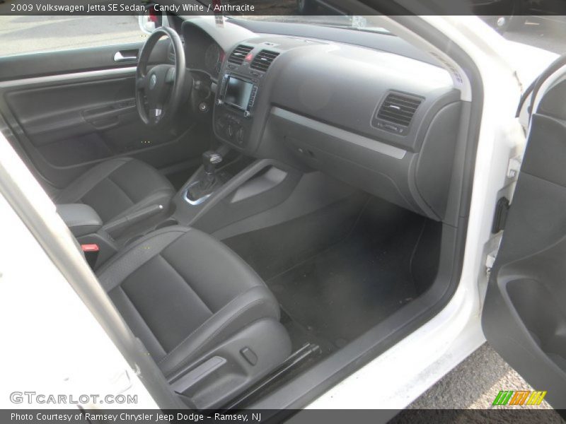Candy White / Anthracite 2009 Volkswagen Jetta SE Sedan