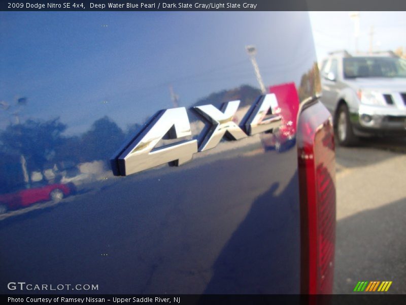 Deep Water Blue Pearl / Dark Slate Gray/Light Slate Gray 2009 Dodge Nitro SE 4x4