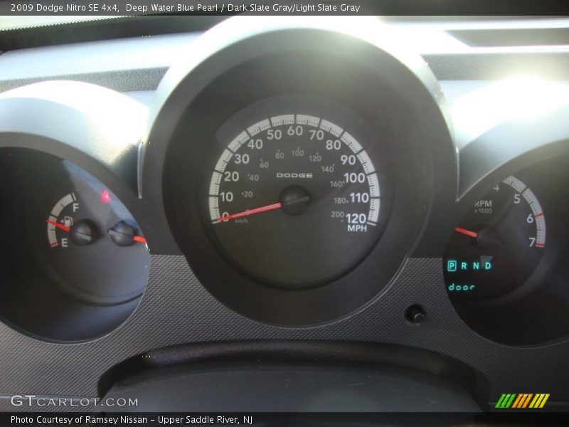 Deep Water Blue Pearl / Dark Slate Gray/Light Slate Gray 2009 Dodge Nitro SE 4x4