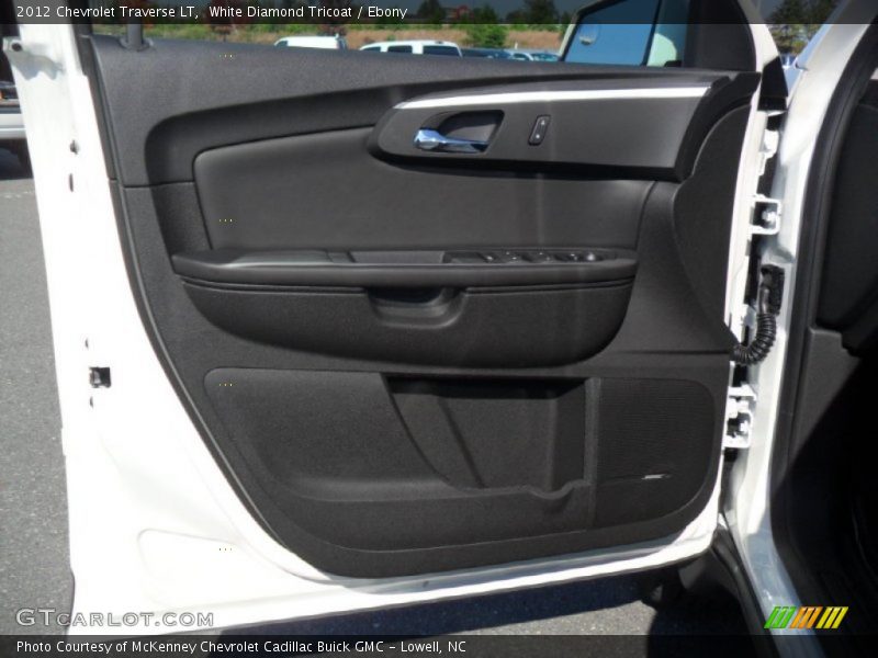 White Diamond Tricoat / Ebony 2012 Chevrolet Traverse LT