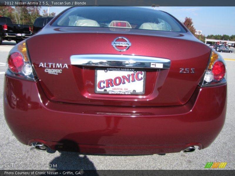 Tuscan Sun / Blonde 2012 Nissan Altima 2.5 S