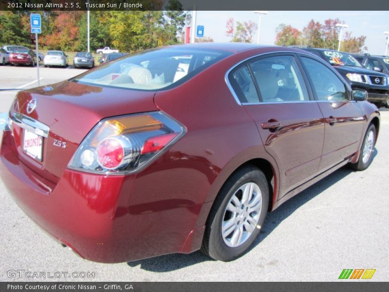 Tuscan Sun / Blonde 2012 Nissan Altima 2.5 S