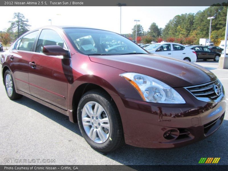 Tuscan Sun / Blonde 2012 Nissan Altima 2.5 S