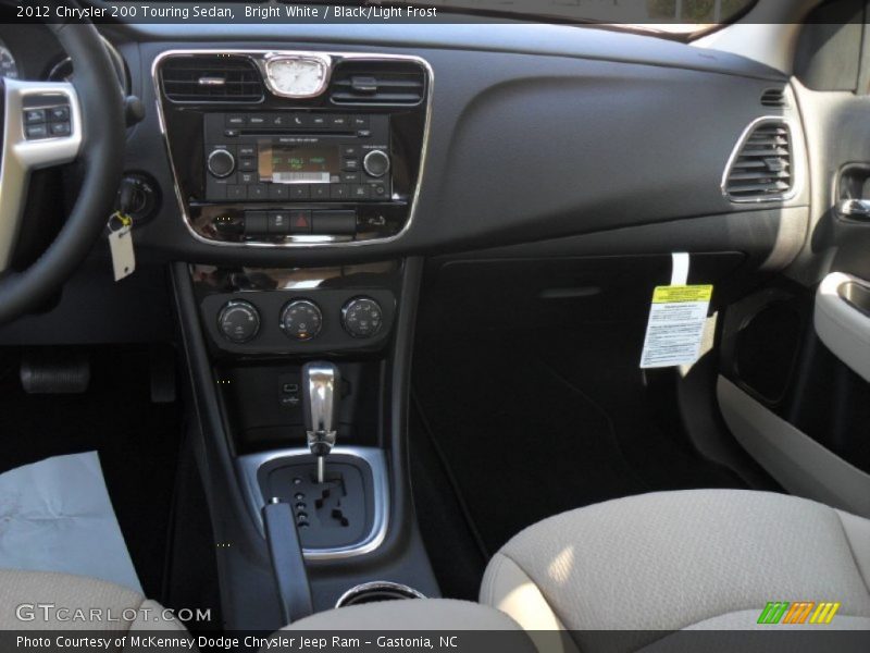Bright White / Black/Light Frost 2012 Chrysler 200 Touring Sedan