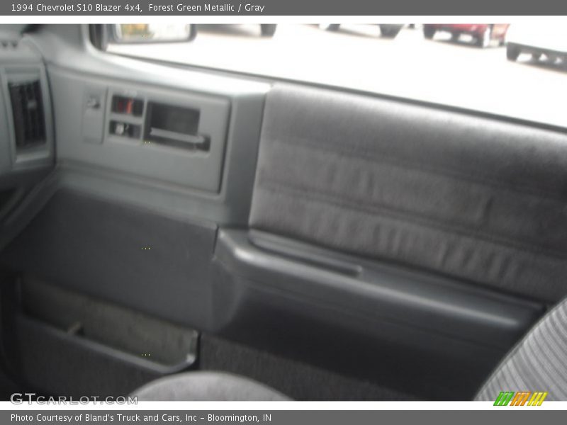 Forest Green Metallic / Gray 1994 Chevrolet S10 Blazer 4x4