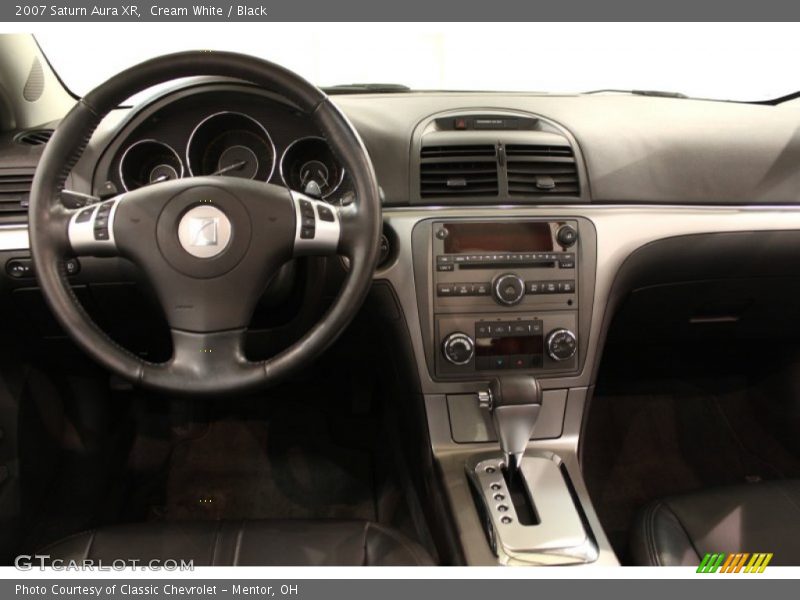 Cream White / Black 2007 Saturn Aura XR