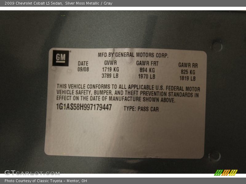 Silver Moss Metallic / Gray 2009 Chevrolet Cobalt LS Sedan