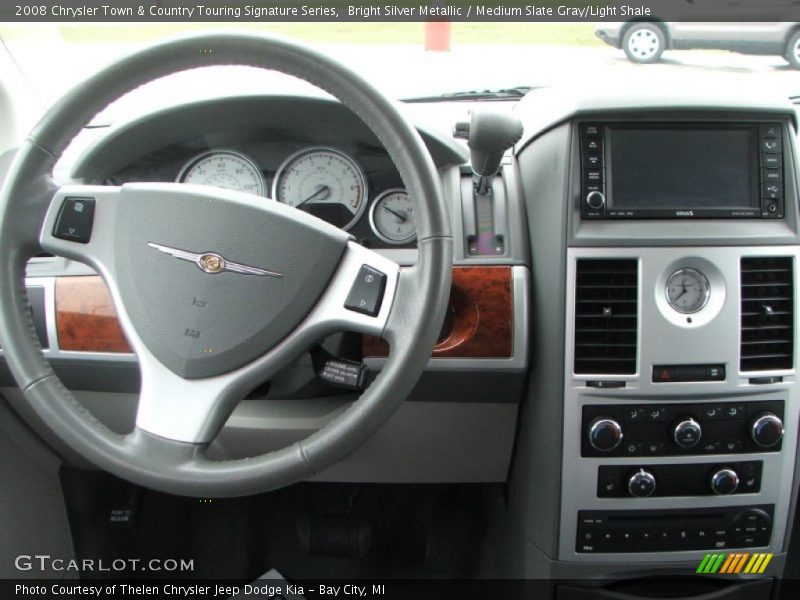 Bright Silver Metallic / Medium Slate Gray/Light Shale 2008 Chrysler Town & Country Touring Signature Series