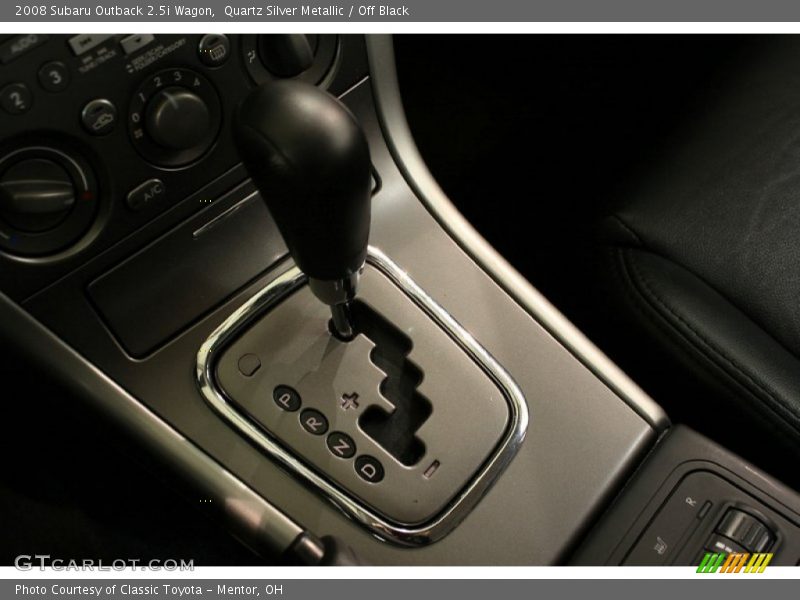 Quartz Silver Metallic / Off Black 2008 Subaru Outback 2.5i Wagon