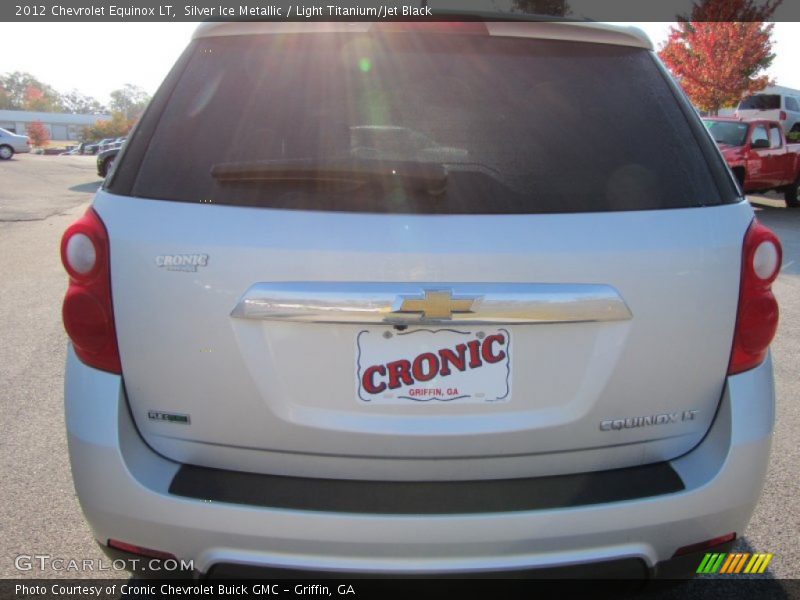 Silver Ice Metallic / Light Titanium/Jet Black 2012 Chevrolet Equinox LT