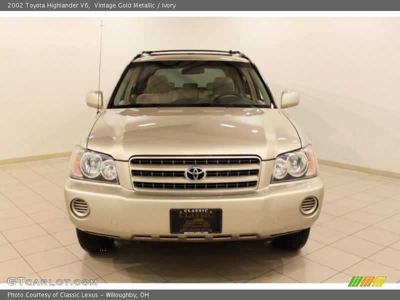 Vintage Gold Metallic / Ivory 2002 Toyota Highlander V6