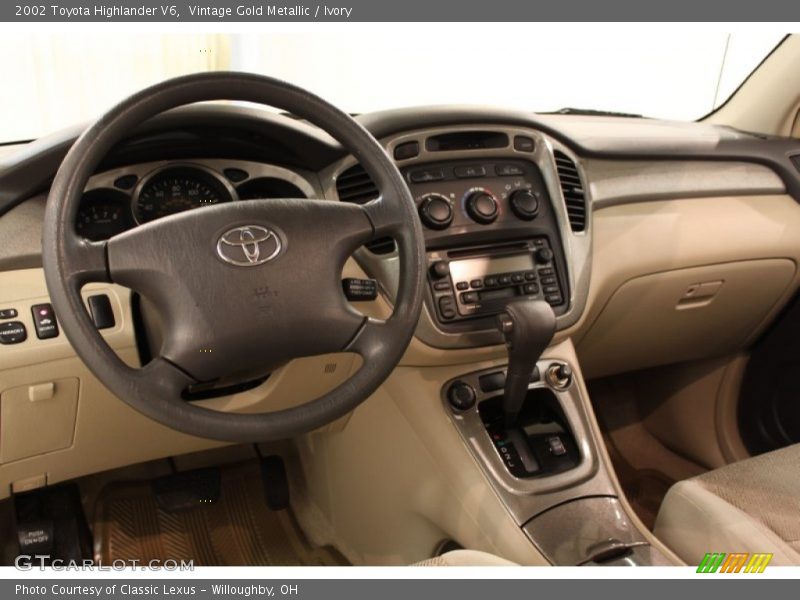 Vintage Gold Metallic / Ivory 2002 Toyota Highlander V6