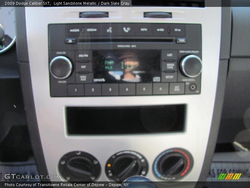 Light Sandstone Metallic / Dark Slate Gray 2009 Dodge Caliber SXT