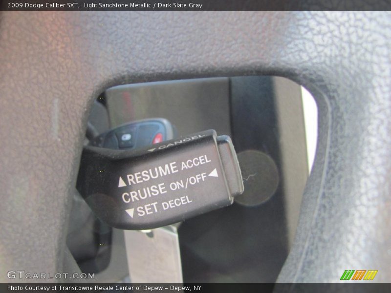 Light Sandstone Metallic / Dark Slate Gray 2009 Dodge Caliber SXT