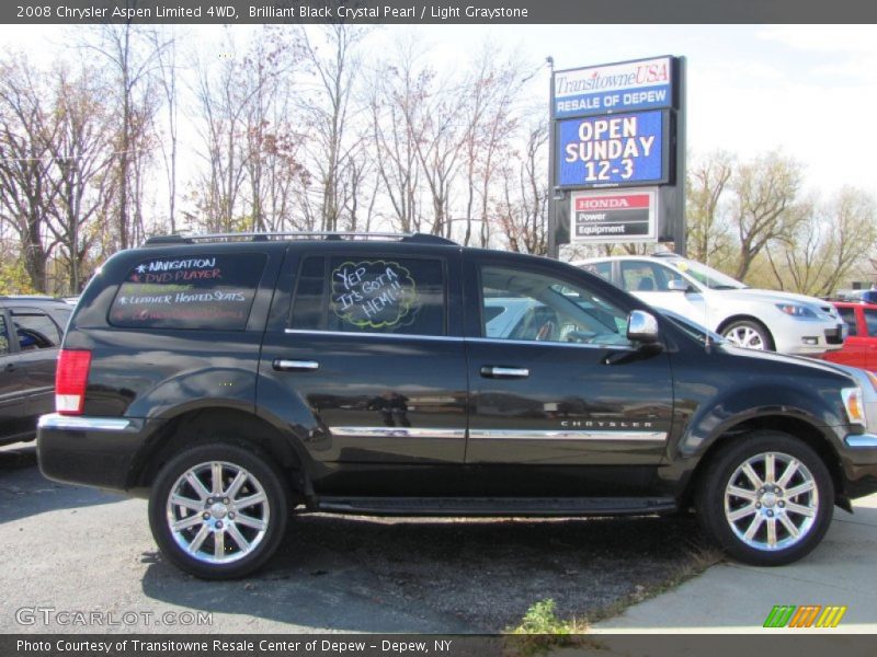 Brilliant Black Crystal Pearl / Light Graystone 2008 Chrysler Aspen Limited 4WD