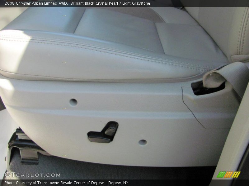 Brilliant Black Crystal Pearl / Light Graystone 2008 Chrysler Aspen Limited 4WD