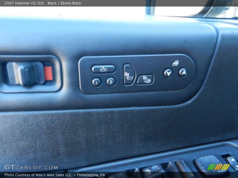 Controls of 2007 H2 SUV