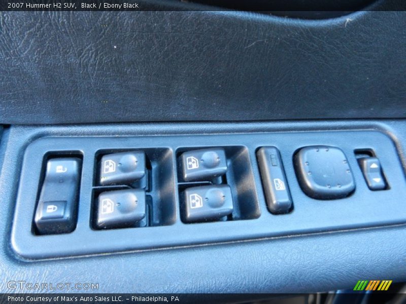 Controls of 2007 H2 SUV