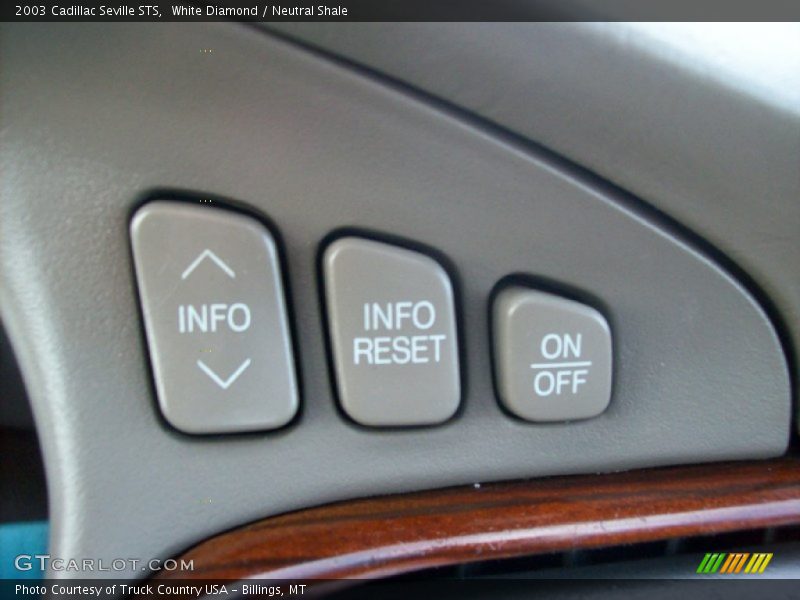 Controls of 2003 Seville STS